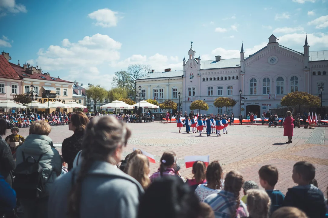 Przedszkolaki z Biało-Czerwoną