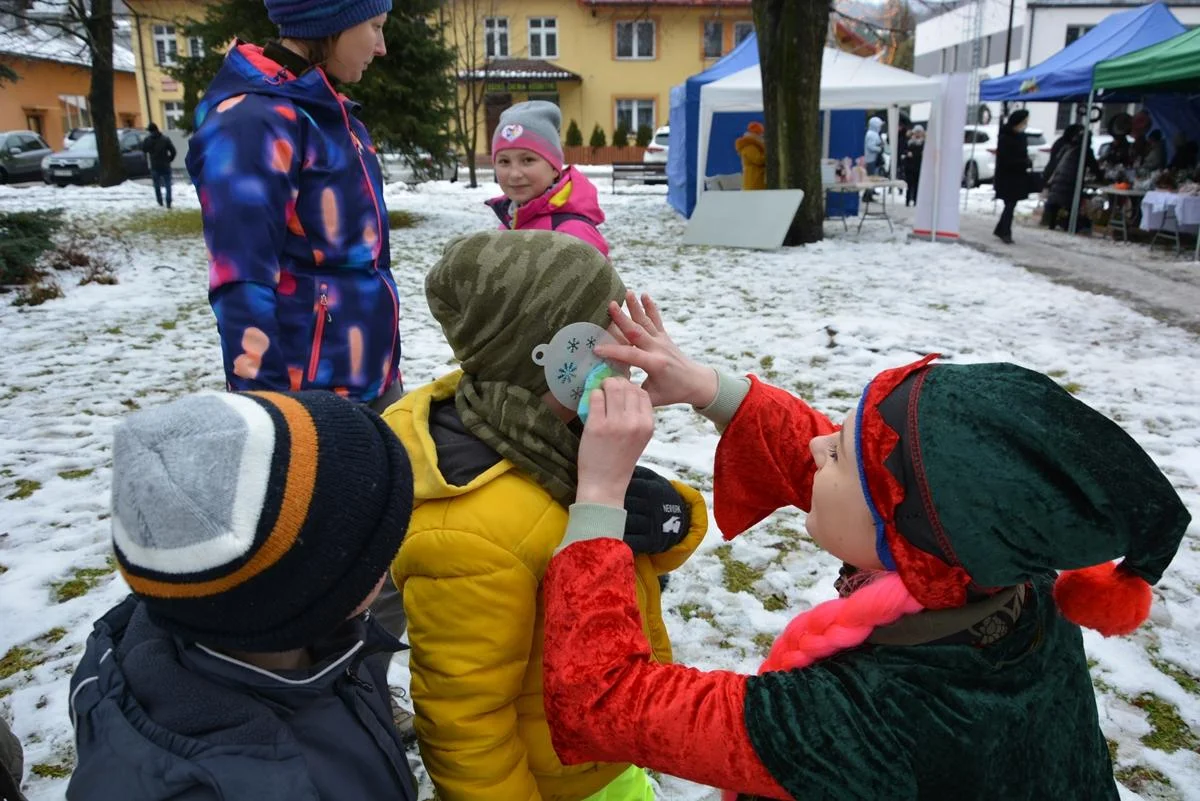 Jarmark świąteczny w Baligrodzie w 2021 roku