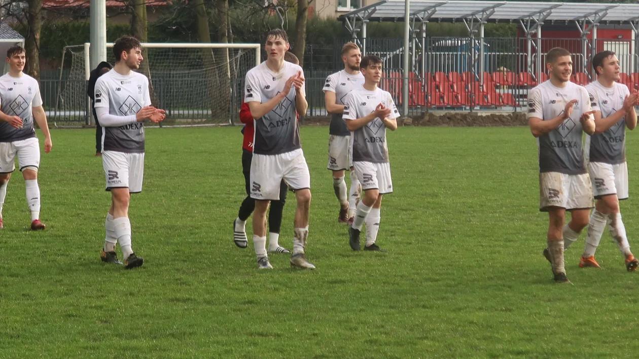Korona Rzeszów znów zwycięska! Wysoka wygrana u siebie [ZDJĘCIA]