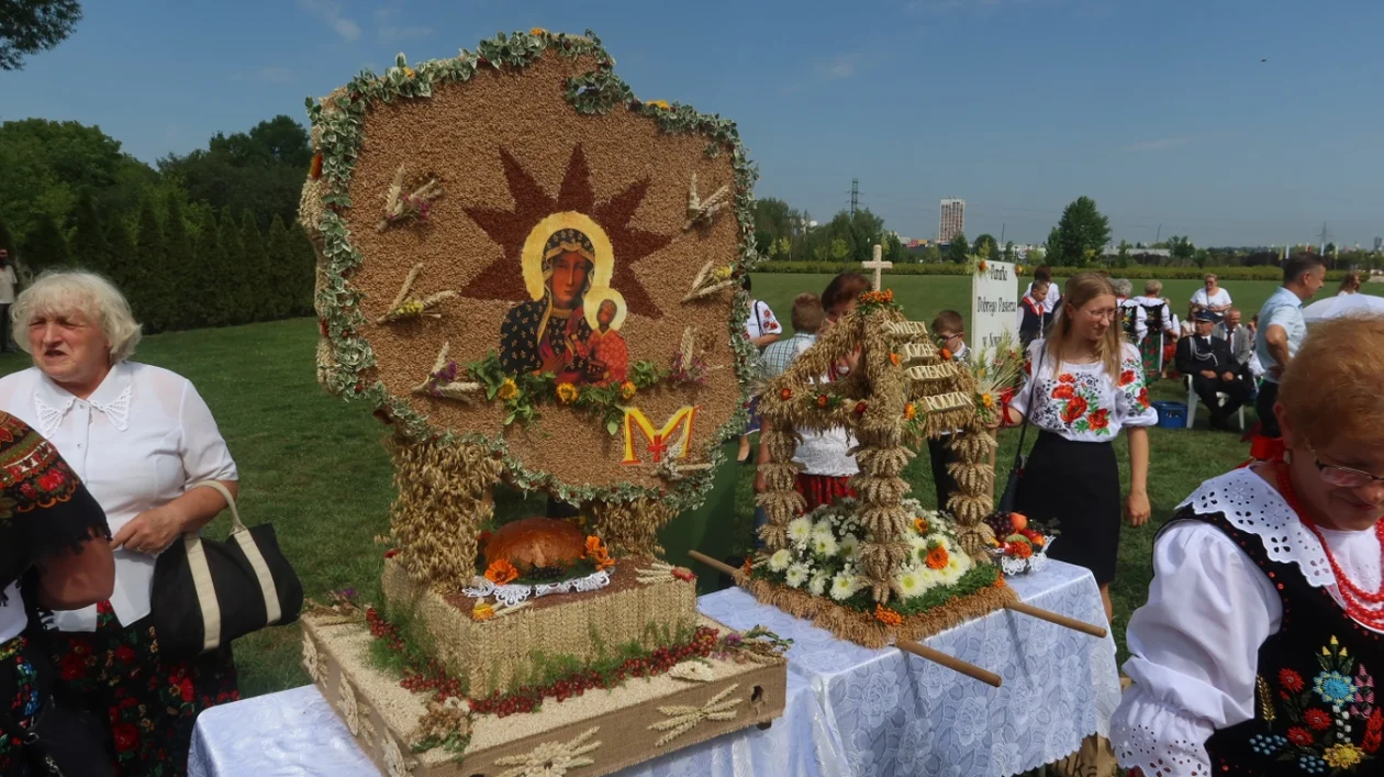 Dożynki diecezjalne w Rzeszowie. Zobacz piękne wieńce [ZDJĘCIA]