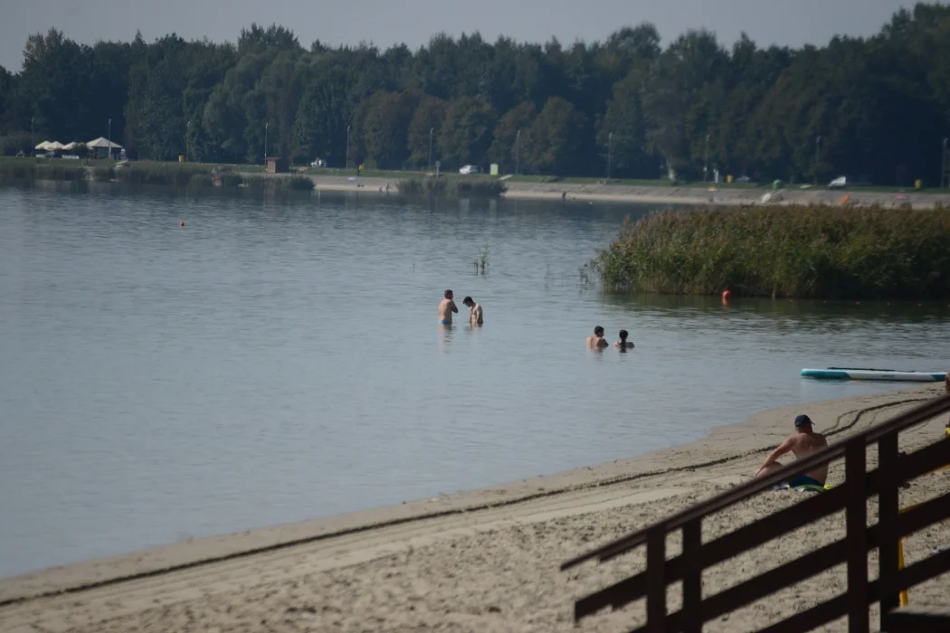 Upalna i leniwa środa nad Jeziorem Tarnobrzeskim