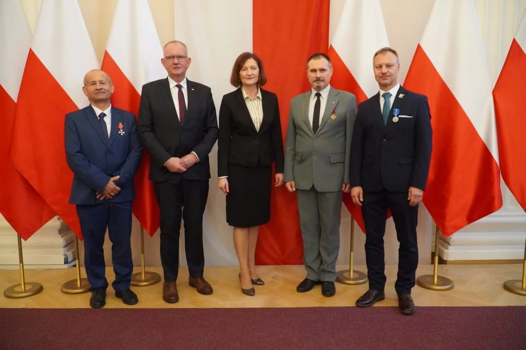 Krzyże i medale dla mieszkańców podkarpacia. Nagrodzeni również mielczanie - Zdjęcie główne