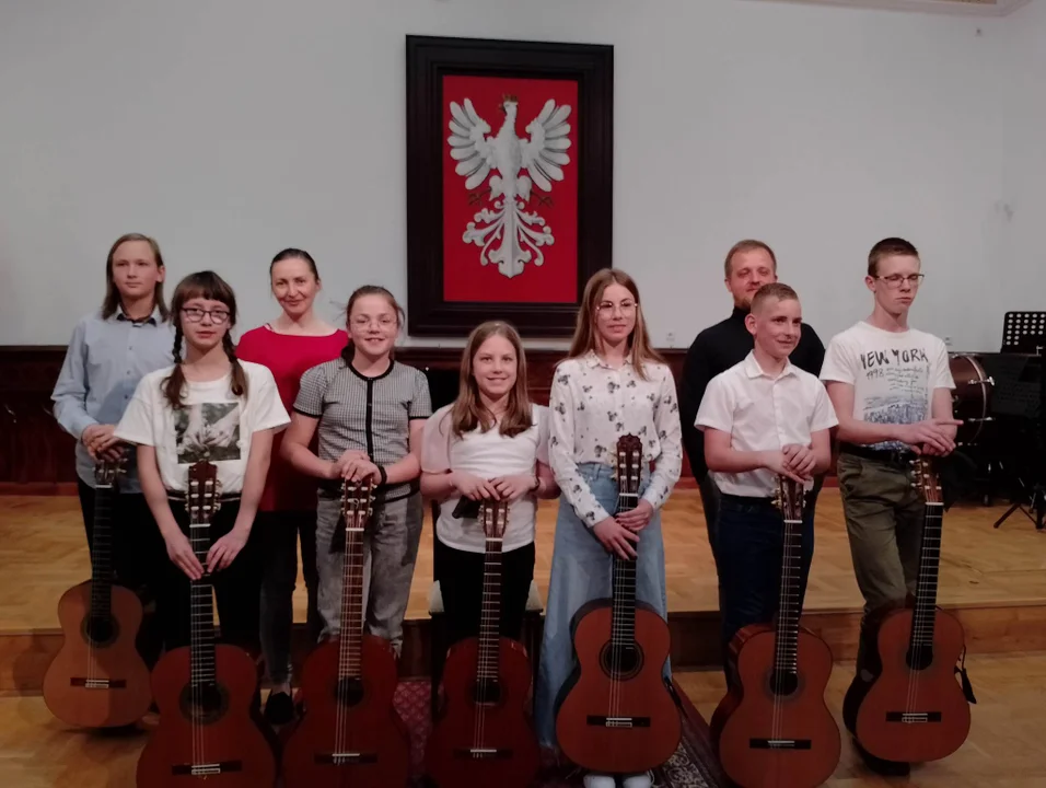 Popis klas gitary w Państwowej Szkole Muzycznej I i II stopnia w Mielcu [ZDJĘCIA, VIDEO] - Zdjęcie główne