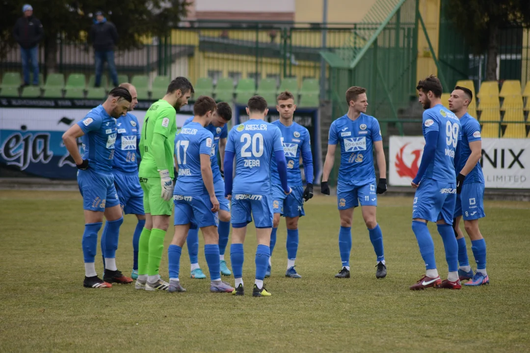 eWinner 2. Liga: Siarka Tarnobrzeg - Hutnik Kraków 1:1 - zdjęcia z meczu