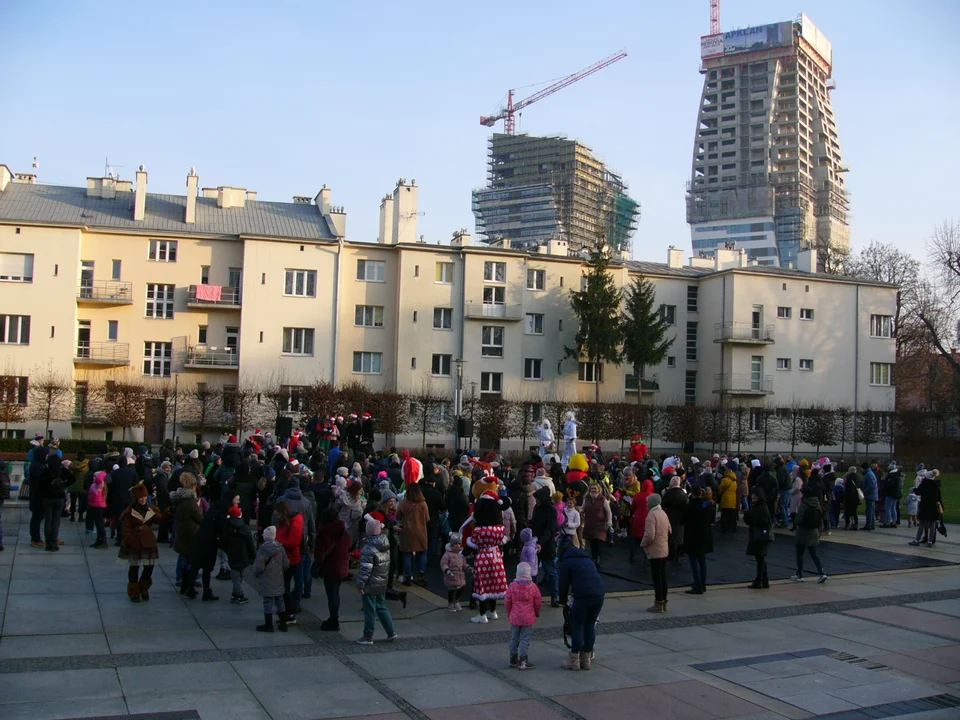 Świąteczne miasteczko w Rzeszowie jest już otwarte