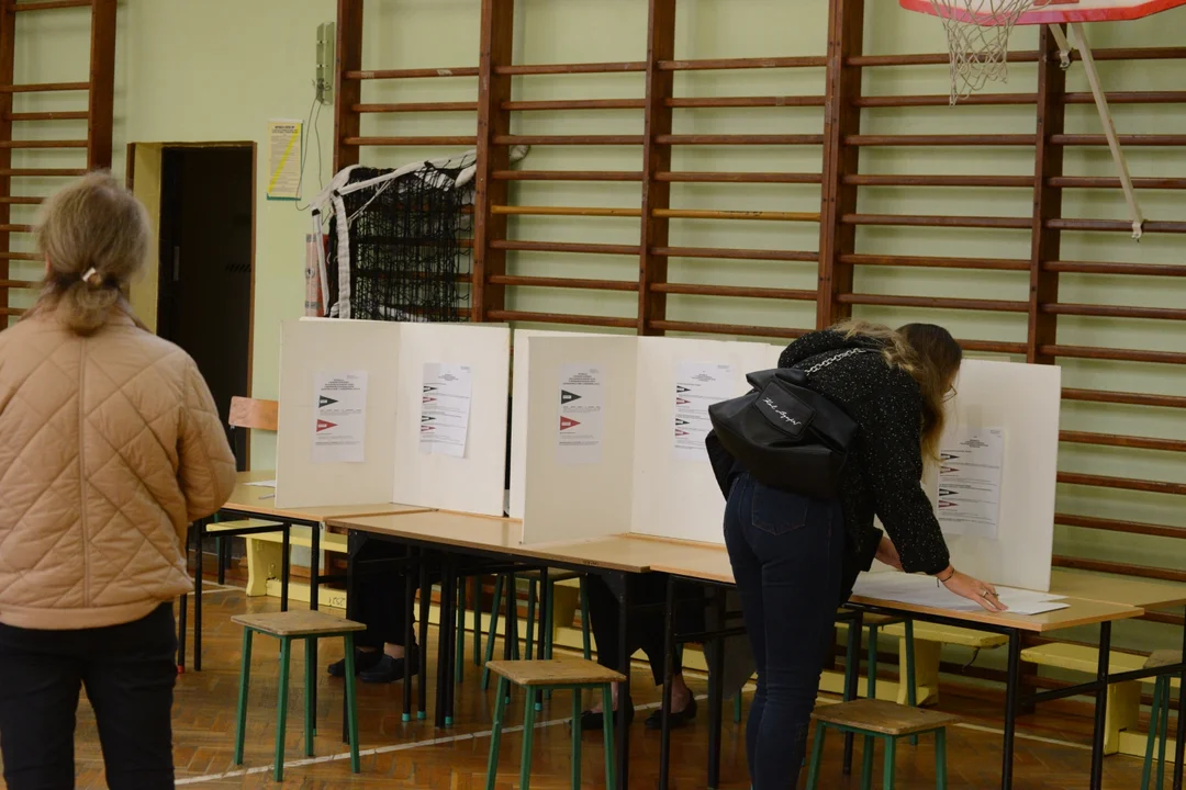 Wybory 2023: Tak głosuje Tarnobrzeg