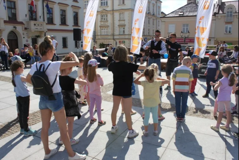 Najlepsze zdjęcia z wakacyjnych atrakcji na rzeszowskim Rynku