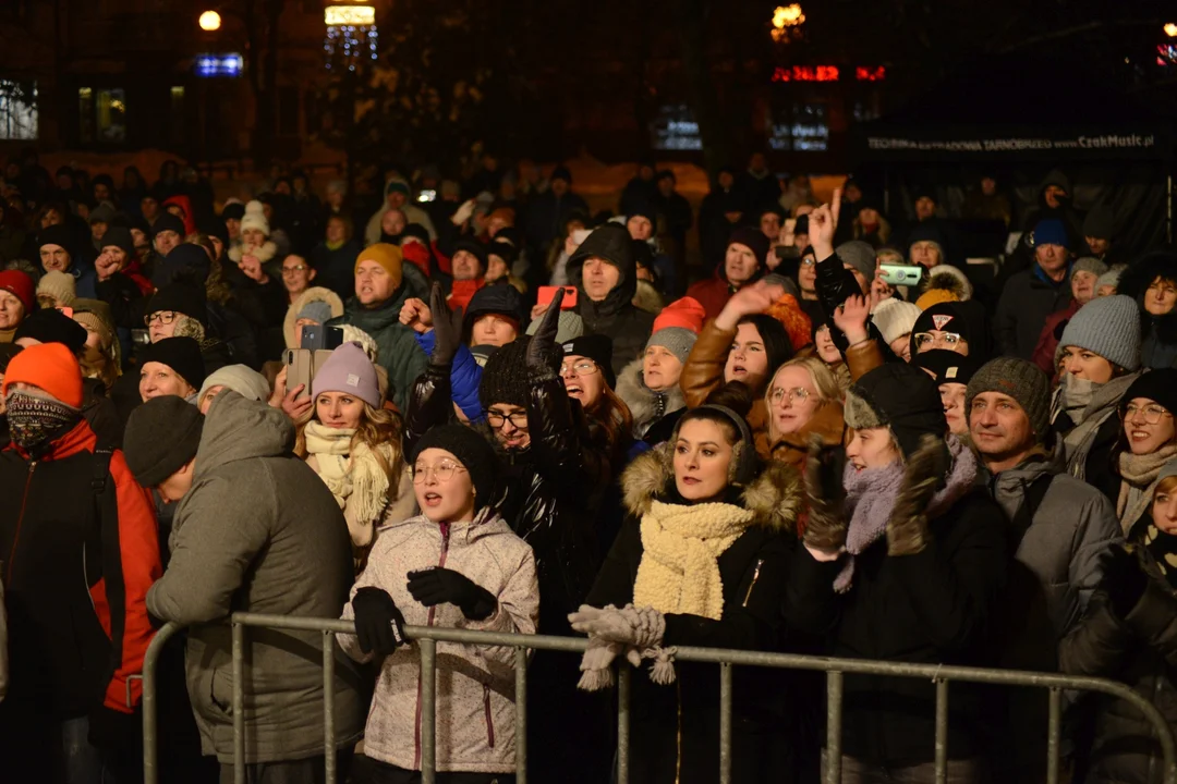 Finał "Choinki Życzeń" - koncert Feel w Tarnobrzegu