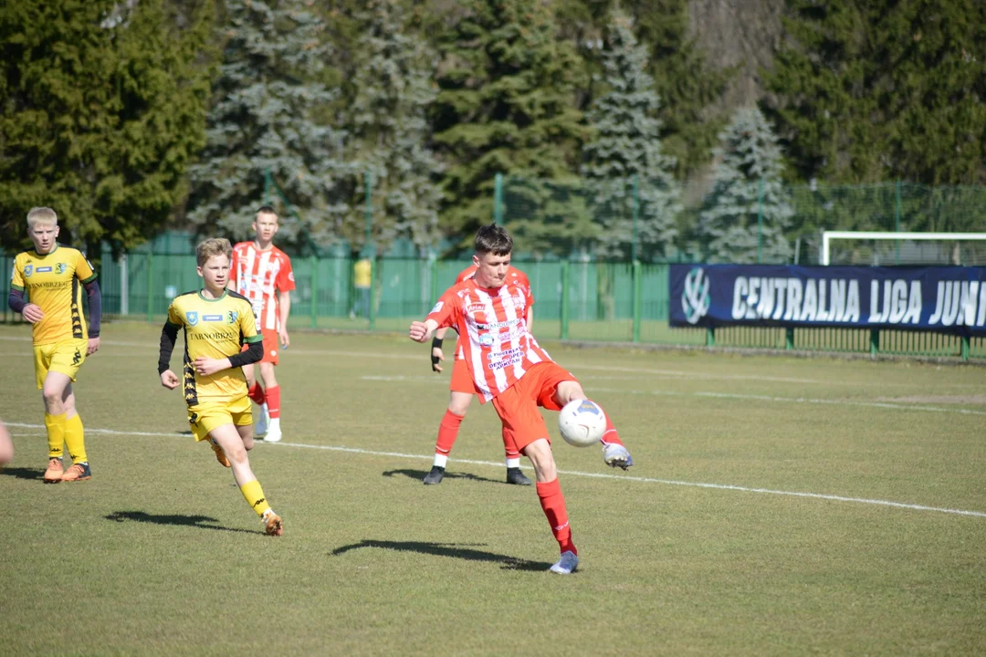 Centralna Liga Juniorów U-15: Siarka Tarnobrzeg - SMS Resovia Rzeszów 2:0