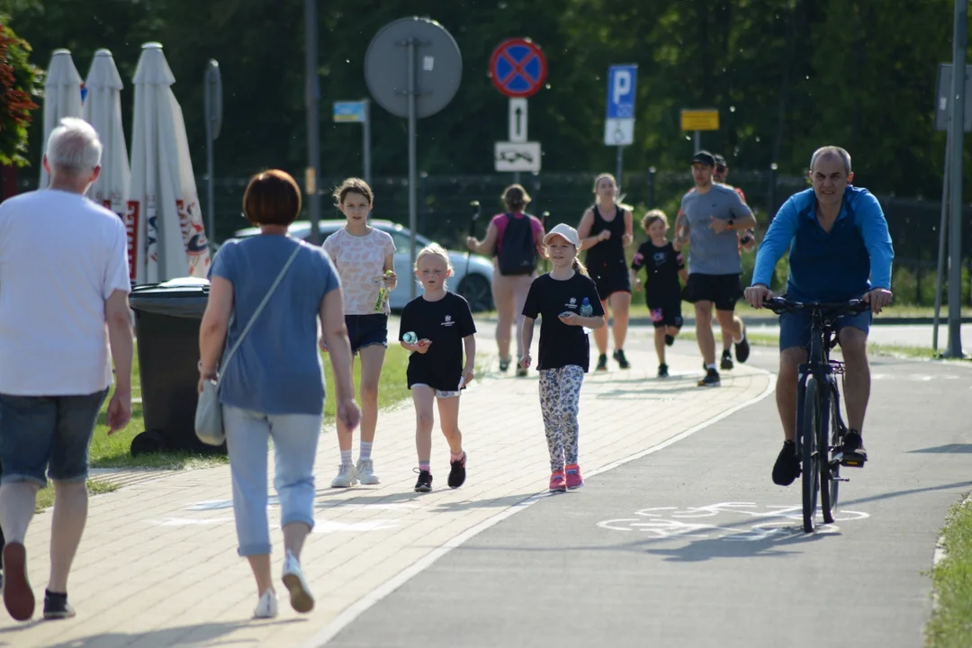 "Biegamy i Pomagamy" nad Jeziorem Tarnobrzeskim - dzień drugi