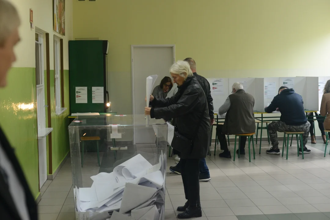 Wybory 2023: Tak głosuje Tarnobrzeg