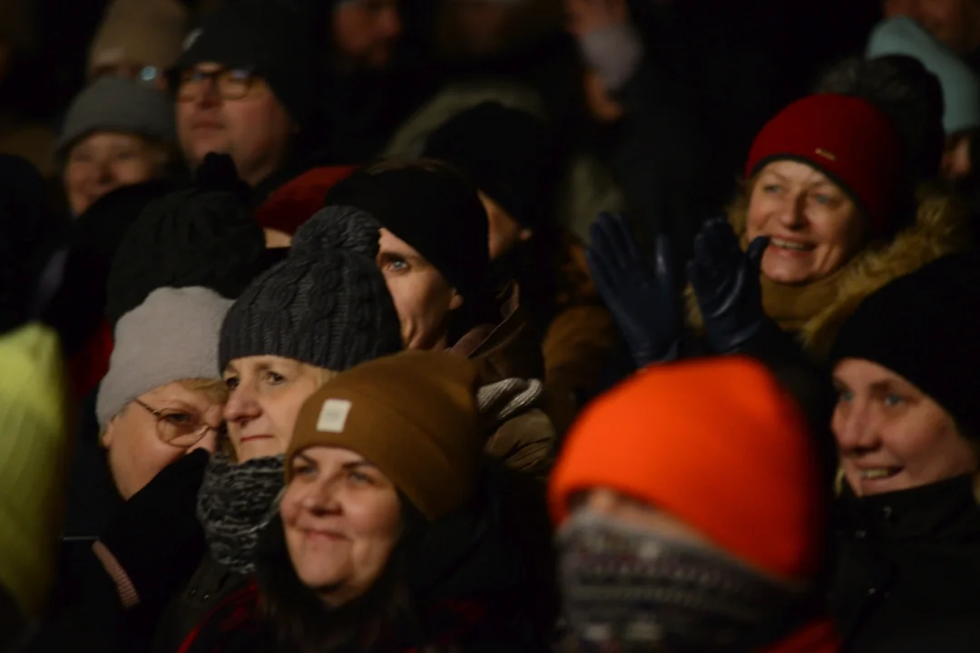 Finał "Choinki Życzeń" - koncert Feel w Tarnobrzegu