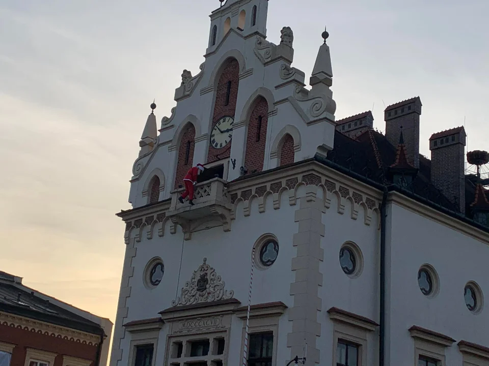 Świąteczne miasteczko w Rzeszowie jest już otwarte