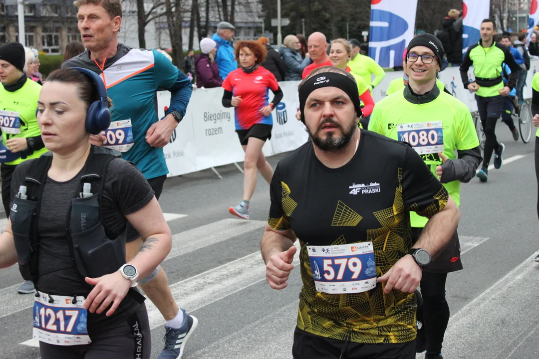 16. PKO Półmaraton Rzeszowski za nami. 1700 biegaczy na ulicach Rzeszowa