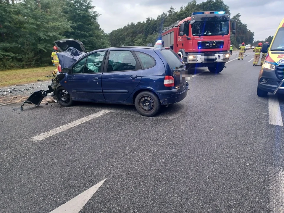 Wypadek na mieleckiej obwodnicy. Na miejsce przyleciały dwa śmigłowce ratunkowe