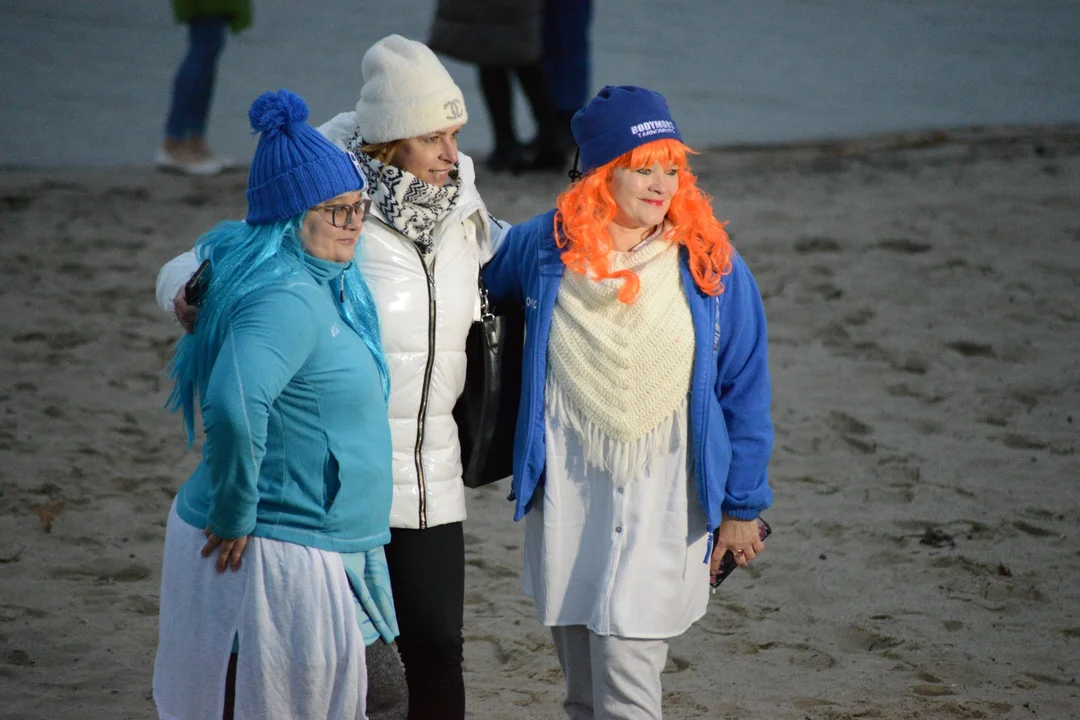 "Jezioro Aniołów" w lutym. Zobaczcie zdjęcia z plaży Jeziora Tarnobrzeskiego