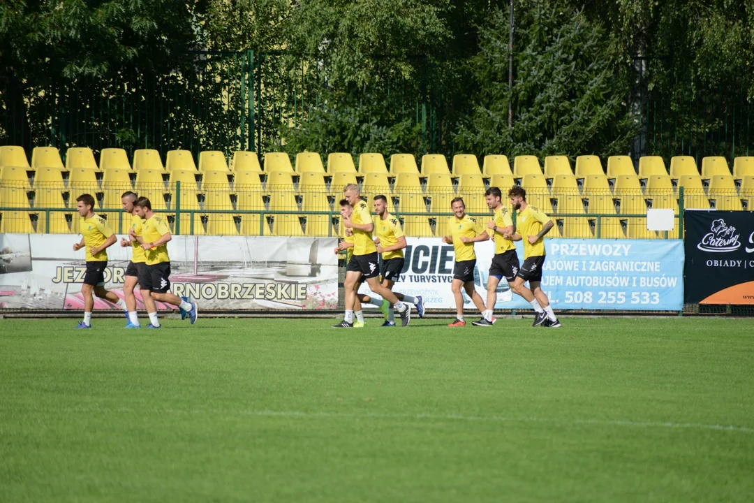 Pierwszy trening piłkarzy Siarki Tarnobrzeg pod wodzą Dariusza Dula