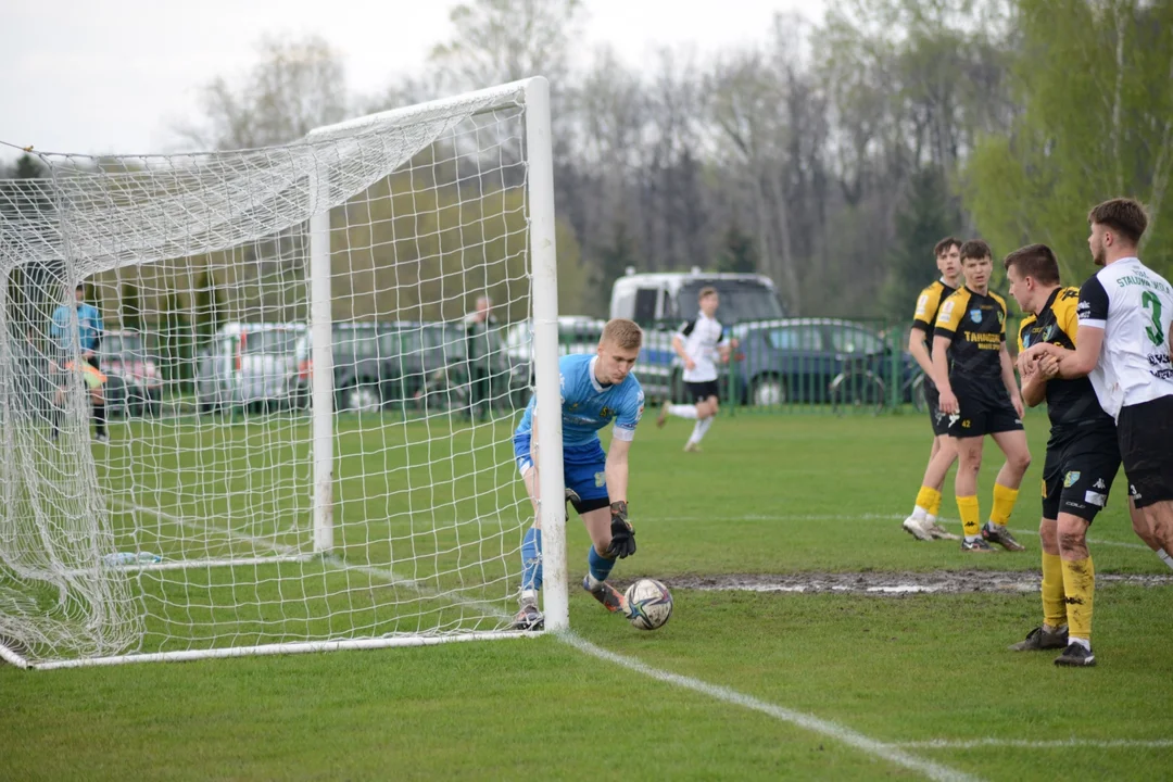 Klasa okręgowa, Stalowa Wola: Siarka II Tarnobrzeg - Stal II Stalowa Wola 1:2