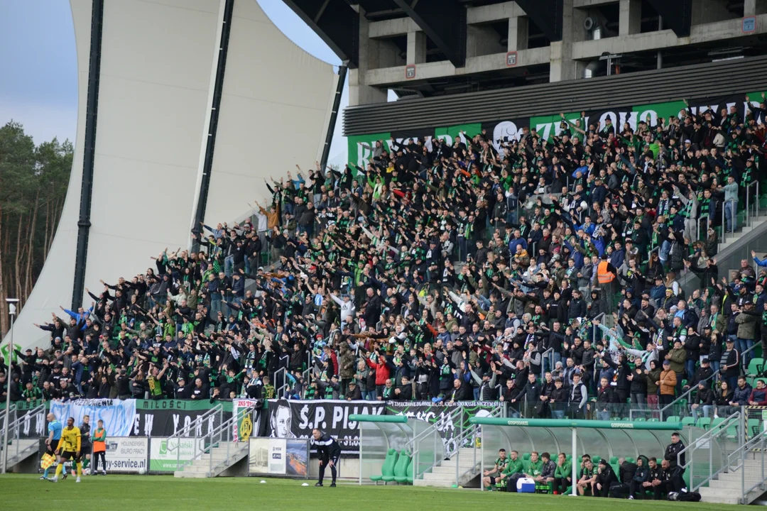 Fenomenalna atmosfera przy Hutniczej, komplet widzów na trybunach! Kibice na meczu Stal Stalowa Wola - Wieczysta Kraków [ZDJĘCIA] - Zdjęcie główne