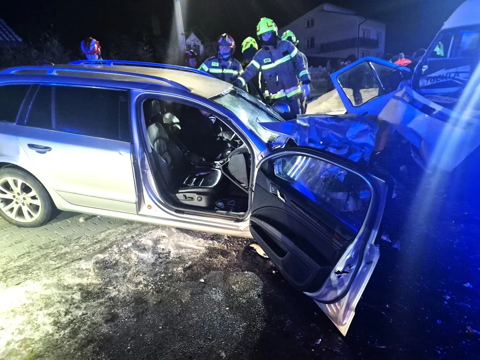 Czołowe zderzenie w regionie