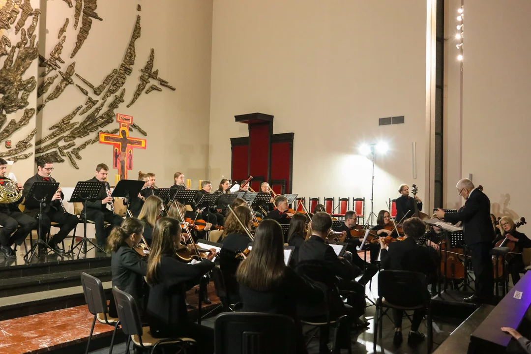 Koncert pasyjny Mieleckiej Orkiestry Symfonicznej