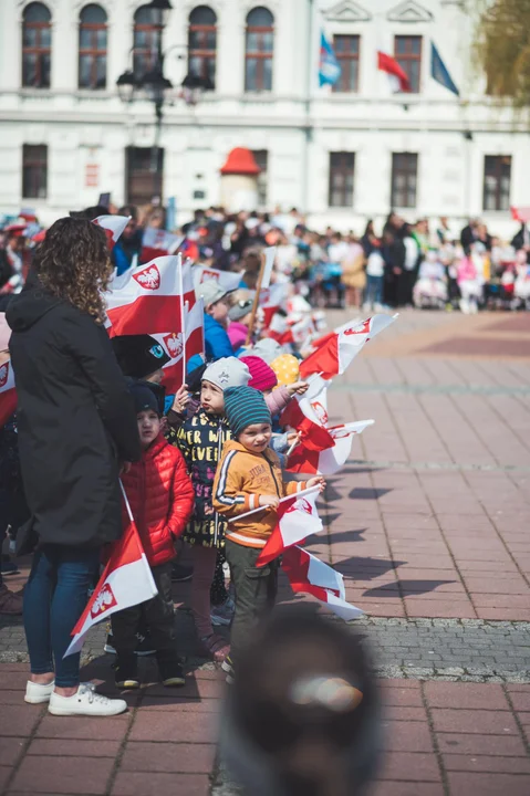 Przedszkolaki z Biało-Czerwoną