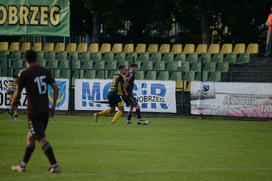 Trzecia liga, grupa 4: Siarka Tarnobrzeg - Garbarnia Kraków 0:0