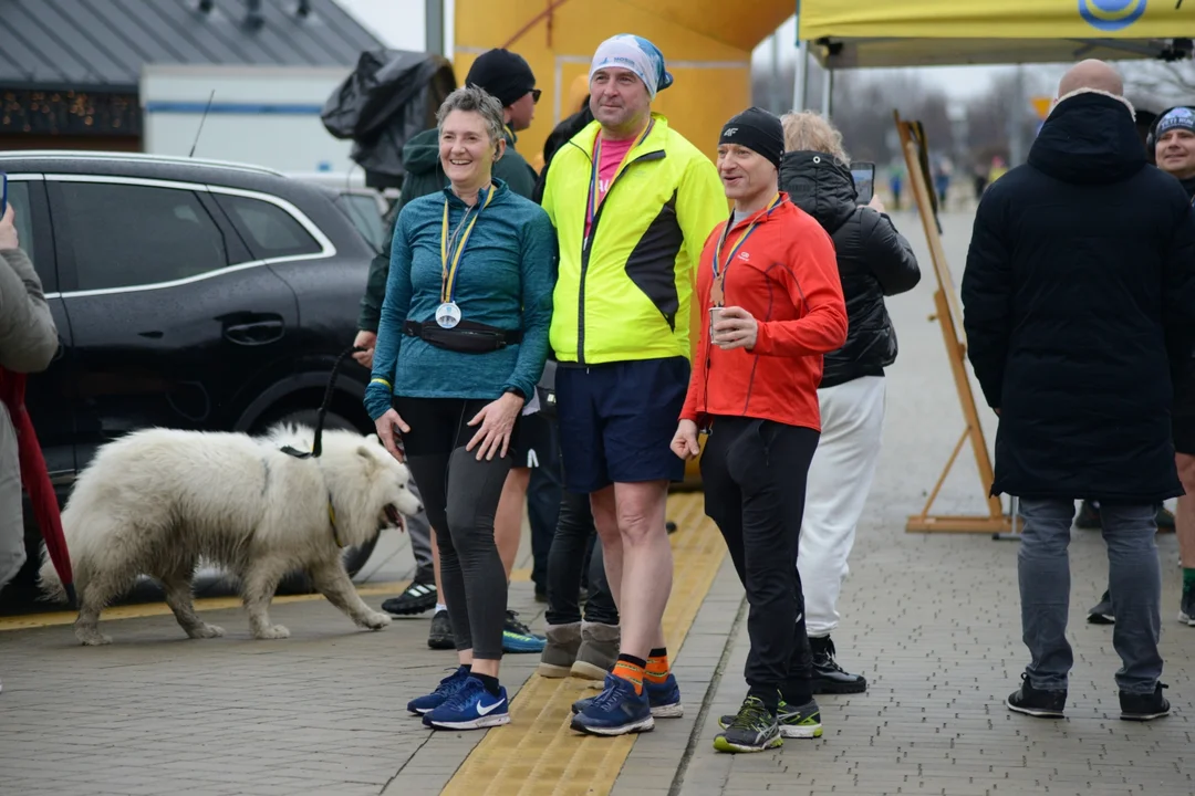 XI Bieg Zimowy wokół Jeziora Tarnobrzeskiego oraz Yeti Run Zimowy Bieg w Szortach