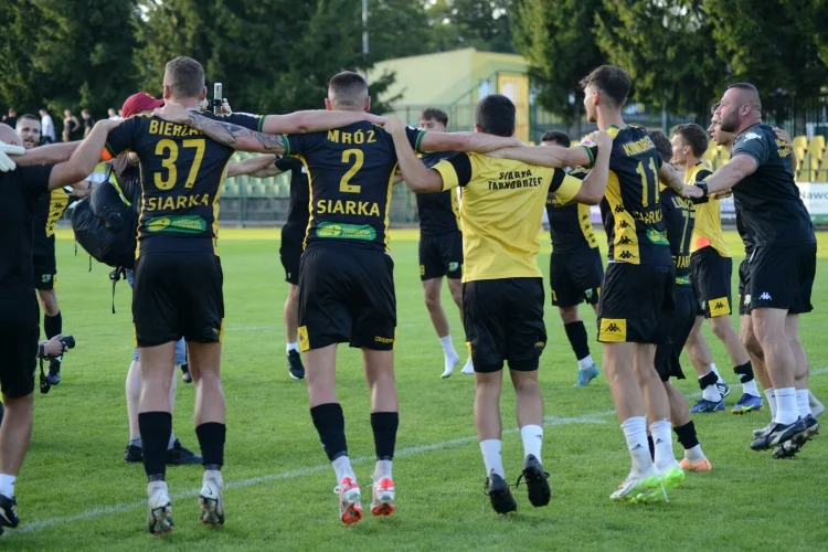 Siarka Tarnobrzeg - Czarni Połaniec 3:2