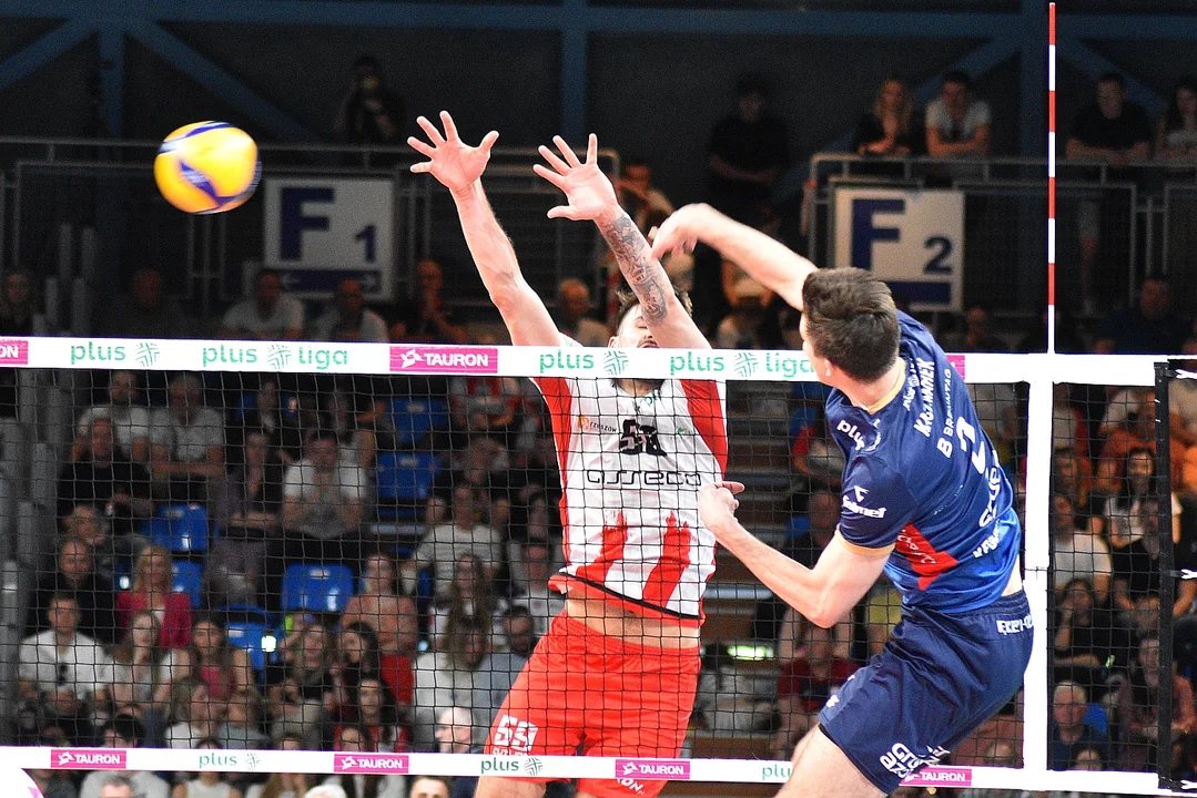 Drugi półfinałowy mecz siatkarskiej PlusLigi: Asseco Resovia Rzeszów - Grupa Azoty ZAKSA Kędzierzyn-Koźle (1:3)