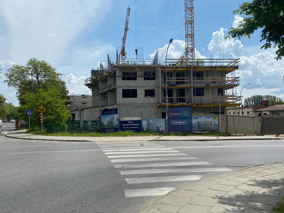 11- piętrowy blok powstaje przy ulicy Langiewicza w Rzeszowie. Czy będą jeszcze większe korki?