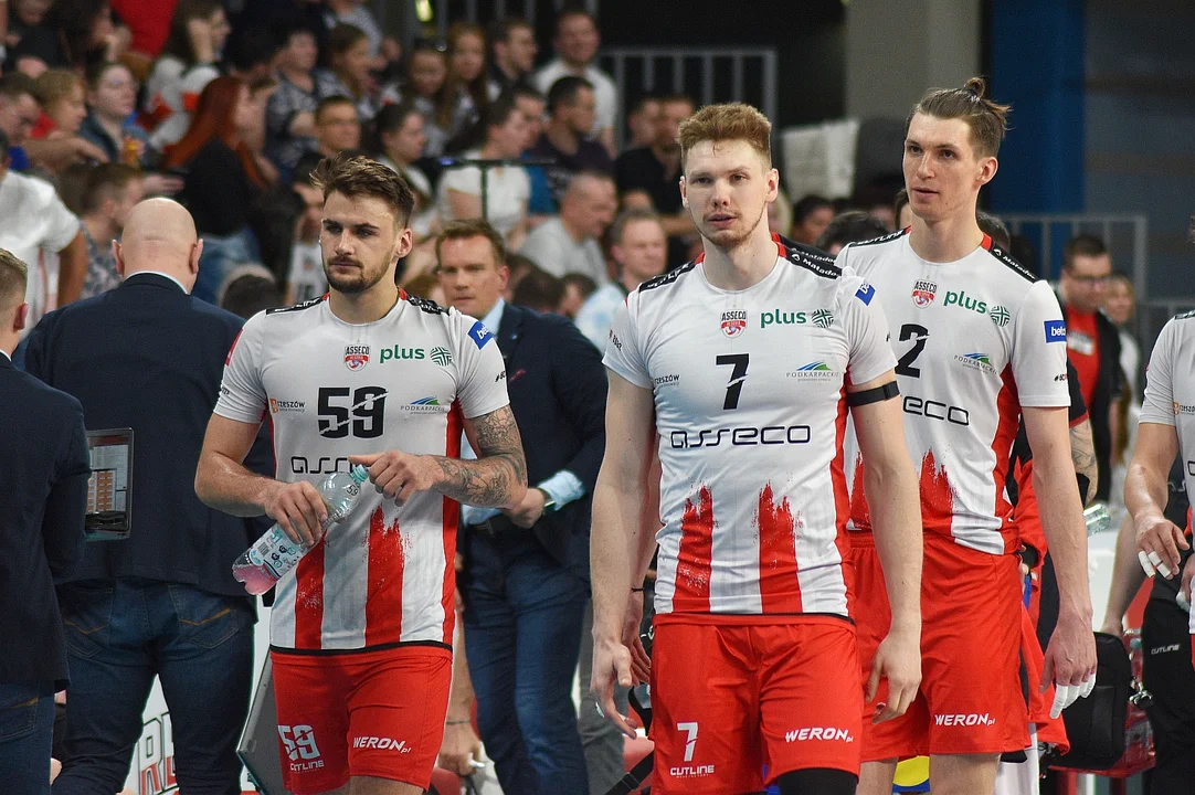 Drugi półfinałowy mecz siatkarskiej PlusLigi: Asseco Resovia Rzeszów - Grupa Azoty ZAKSA Kędzierzyn-Koźle (1:3)