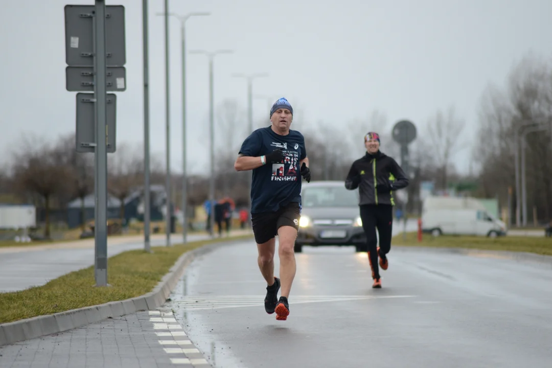 XI Bieg Zimowy wokół Jeziora Tarnobrzeskiego oraz Yeti Run Zimowy Bieg w Szortach