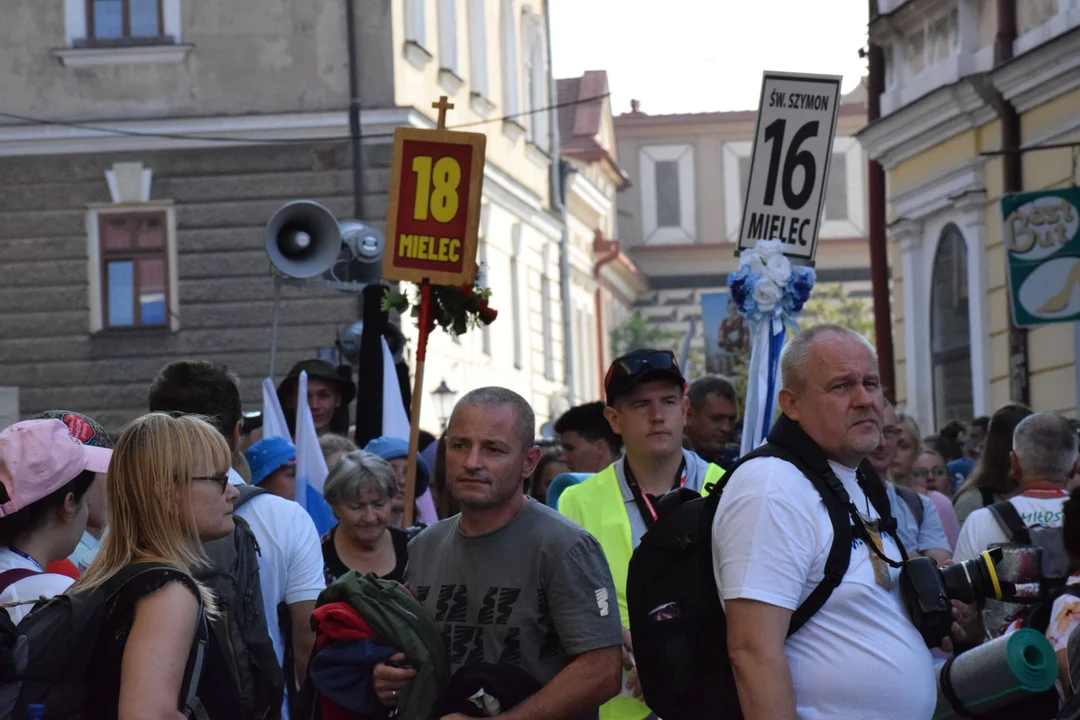 Wyjście Pielgrzymki Tarnowskiej z Tarnowa