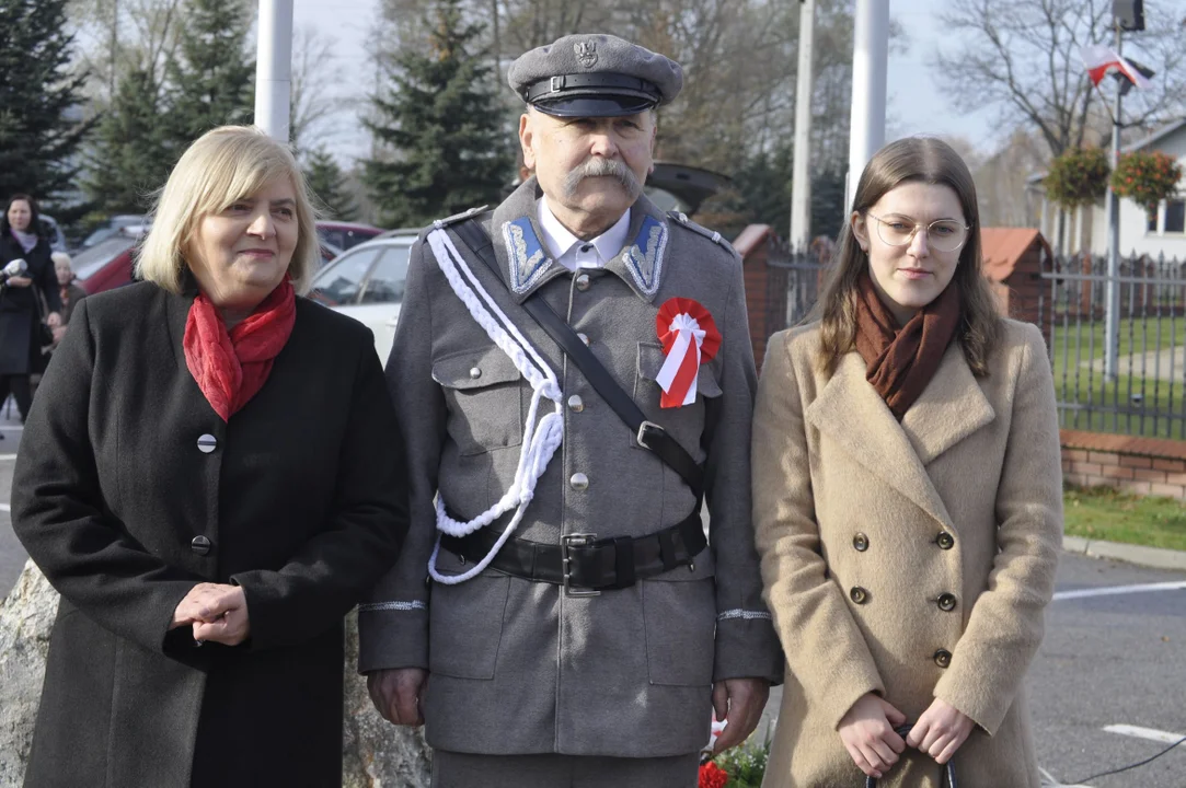 Marszałek Piłsudski pozował z mieszkańcami gminy Wadowice Górne [ZDJĘCIA] - Zdjęcie główne