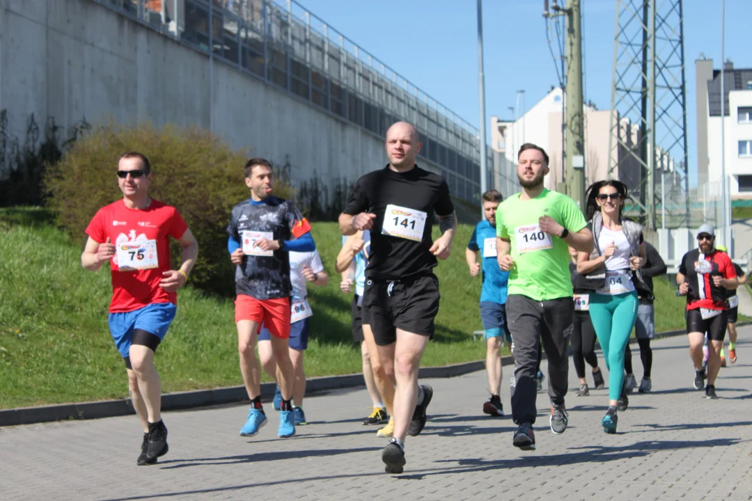 II Charytatywny Bieg Na Ostro w Rzeszowie. Sportowa zabawa dla dzieci i dorosłych