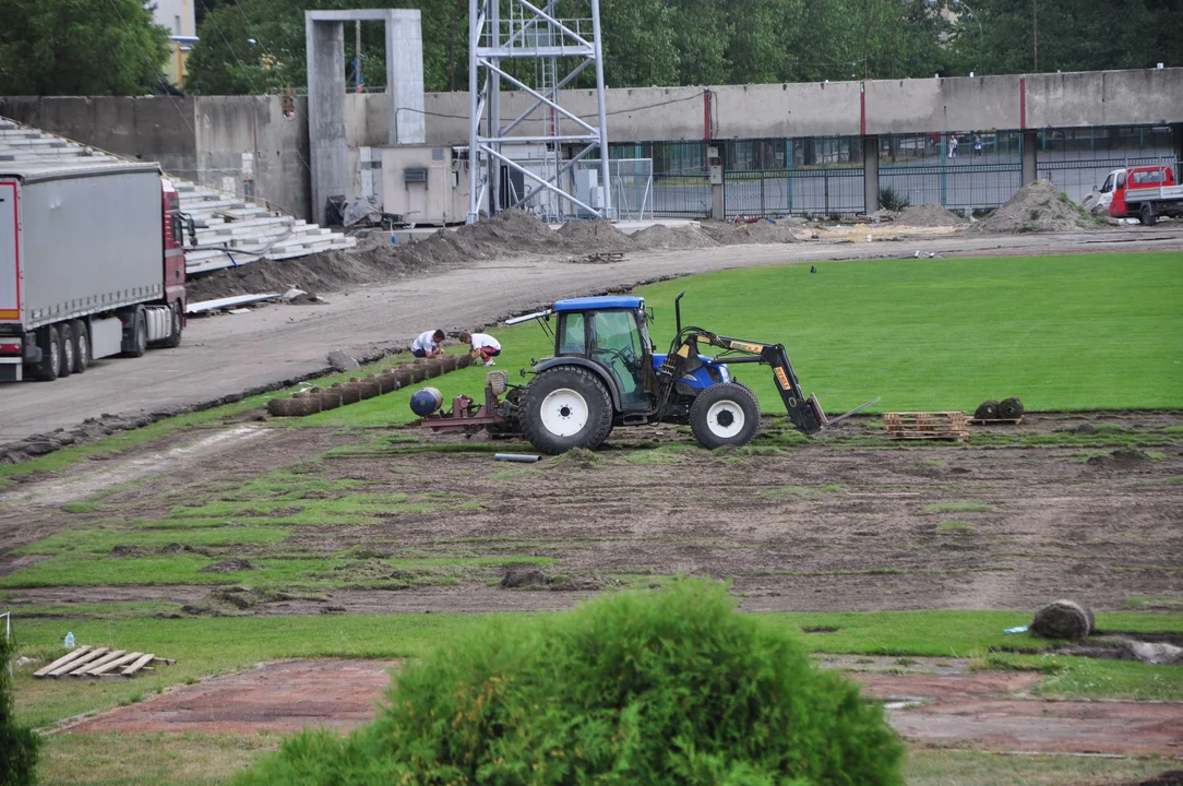Rozbiórka starego i budowa nowego Stadionu Miejskiego w Mielcu