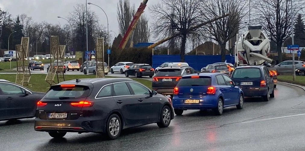 Ta część miasta o poranku jest kompletnie zablokowana