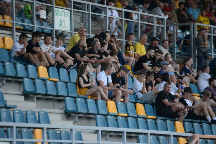 Kibice na meczu Siarka Tarnobrzeg - Karpaty Krosno