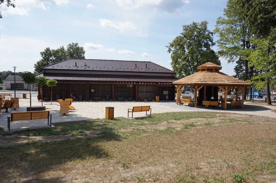 Nowy plac w Woli Raniżowskiej i rynek w Raniżowie