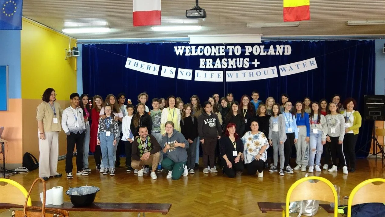 Uczniowie z Włoch, Rumunii i Bułgarii przyjechali do Kupna. Jak spędzali czas?  [ZDJĘCIA] - Zdjęcie główne