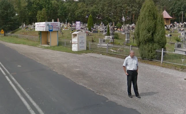 Mieszkańcy Dzikowca na Google Street View