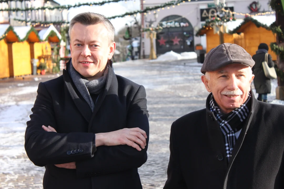 Jacek Strojny przyszedł na Rynek rozliczyć się z oponentami. Ci... nie przyszli