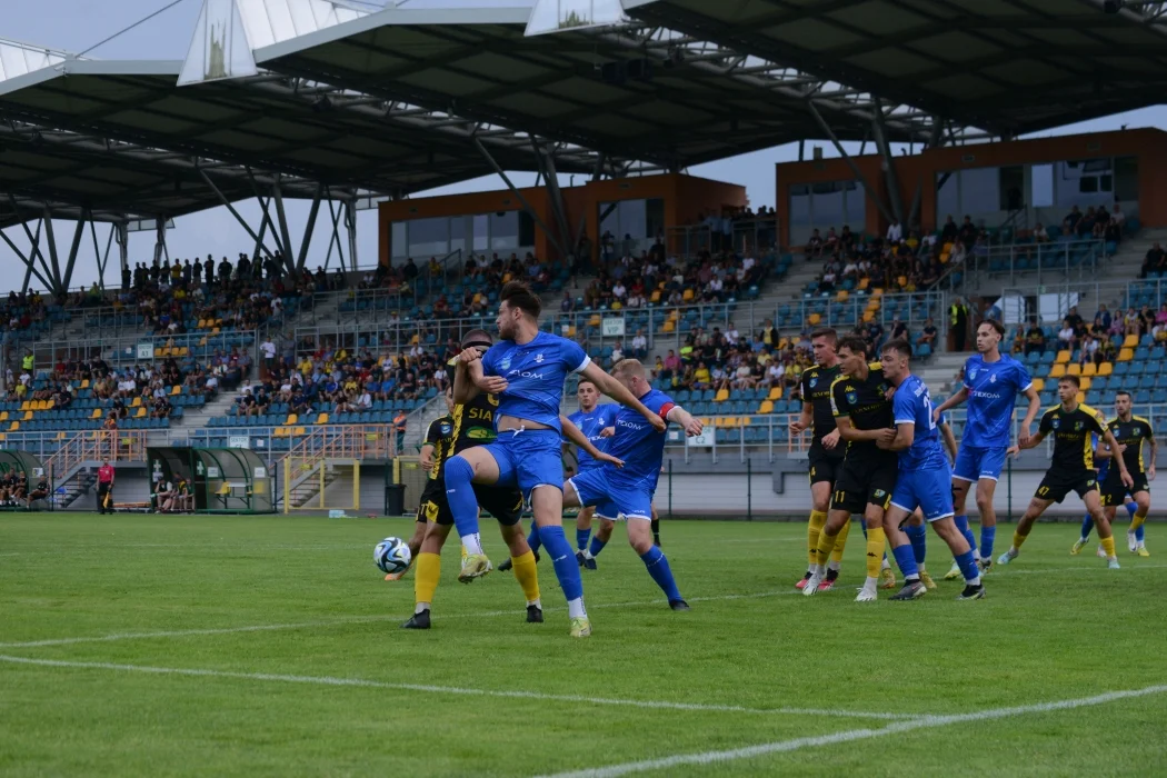 Trzecia liga, grupa 4: Siarka Tarnobrzeg - Sokół Sieniawa 2:0