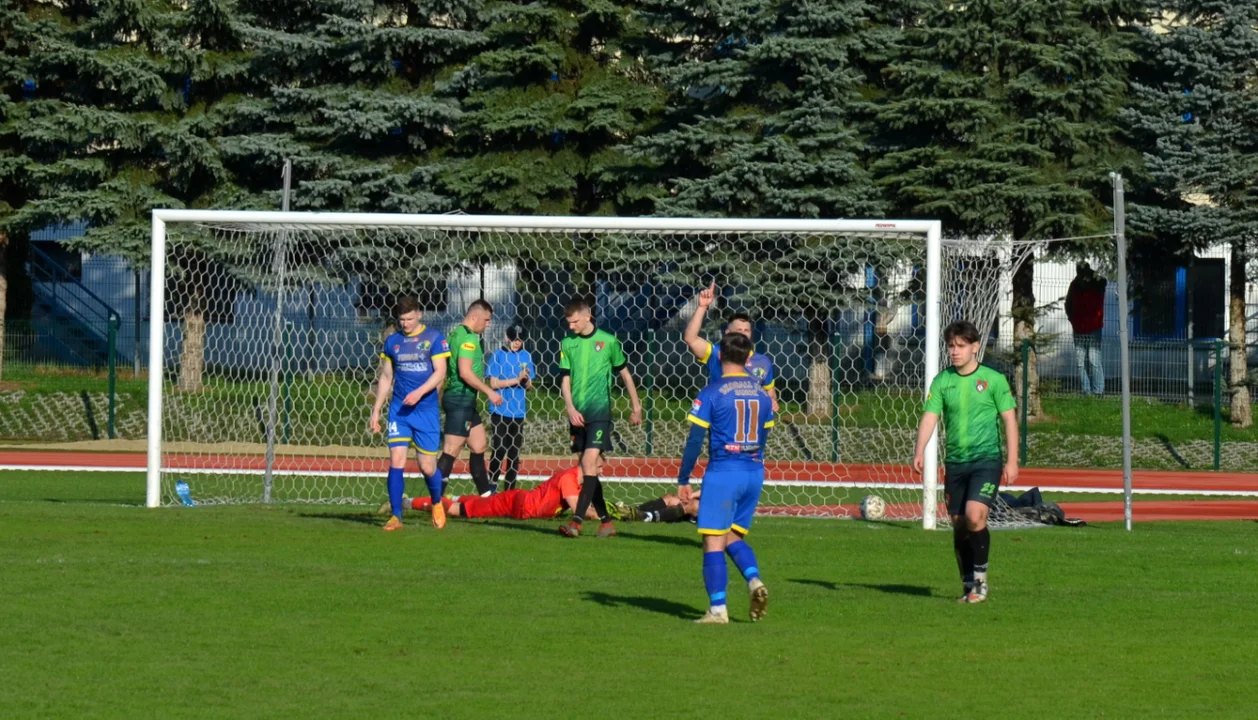 Klasa okręgowa Krosno. Stal Sanok - Zamczysko Mrukowa 8:1