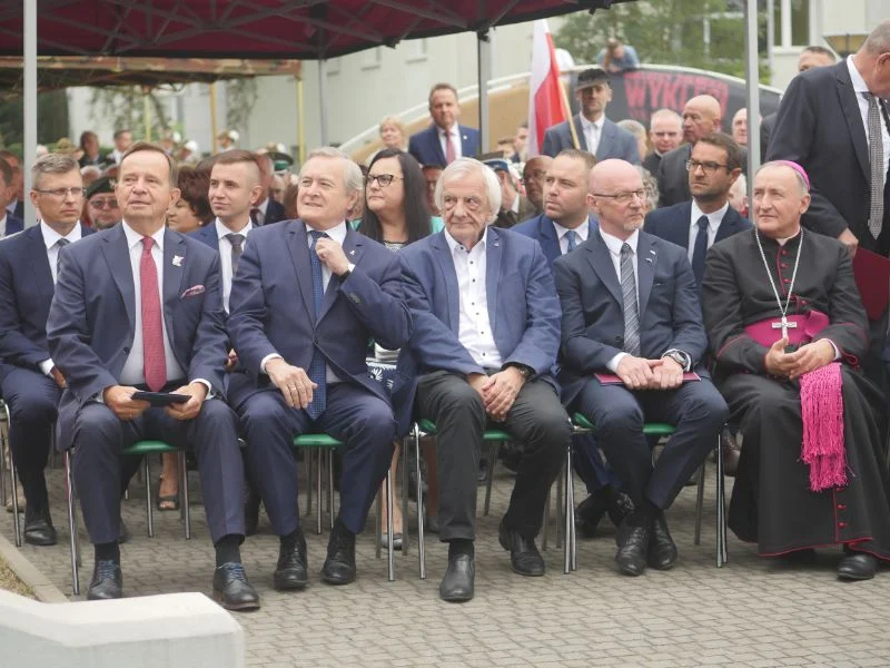 Odsłonięcie pomnika w Mielcu