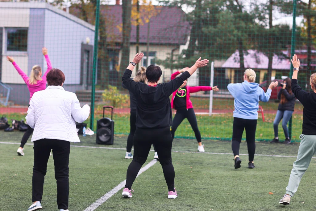 Zumba na stadionie Gryf w Mielcu