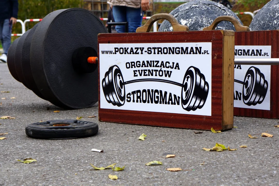 Pokaz strongmanów w Polańczyku