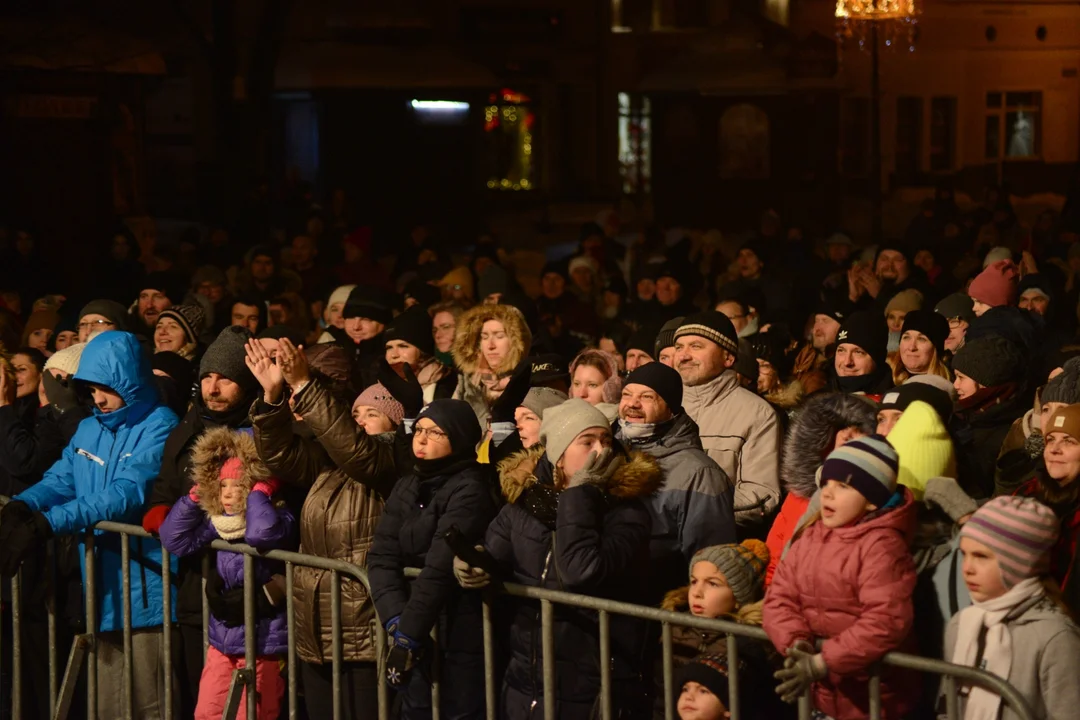 Finał "Choinki Życzeń" - koncert Feel w Tarnobrzegu