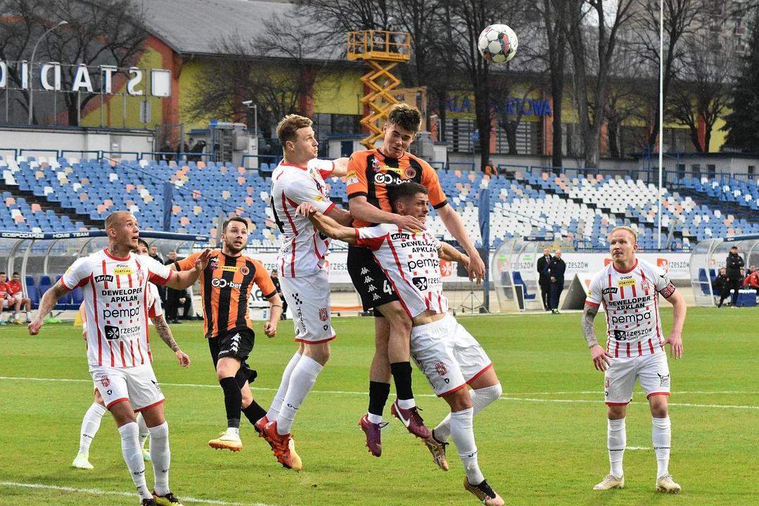 Mecz Fortuna 1 Ligi: Apklan Resovia Rzeszów - Chrobry Głogów